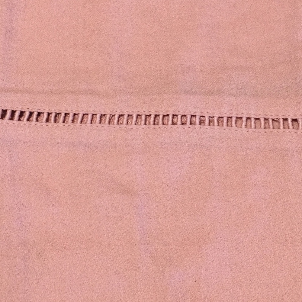 SOLD Abercrombie Sleeveless Tank - Picture 4 of 6